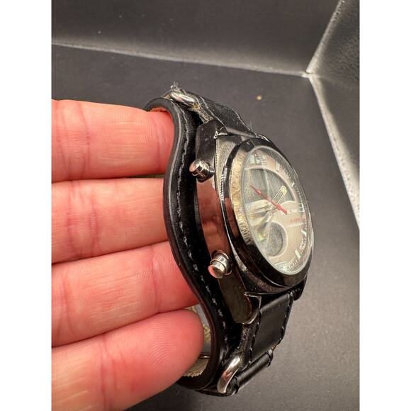 Kenneth Cole Unlisted UL1070 S60 Multi Function Digital Face Chronograph Watch - Picture 3 of 10